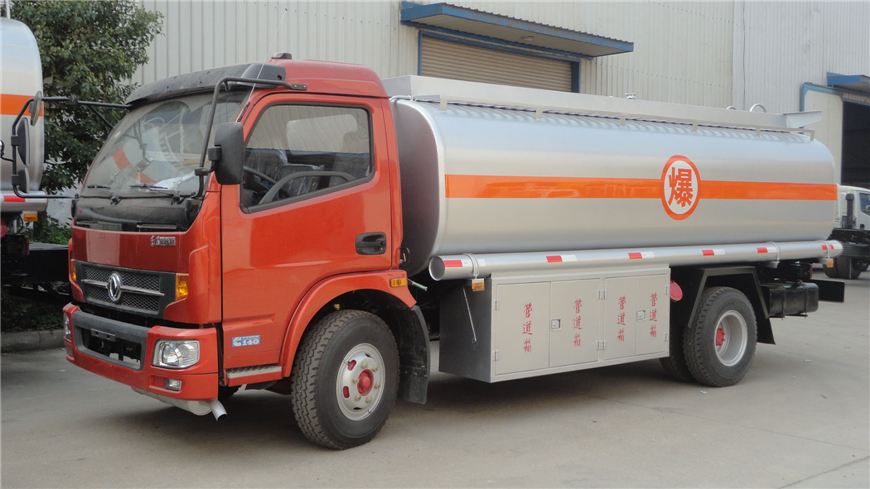 东风15方-30方油罐车展示图2